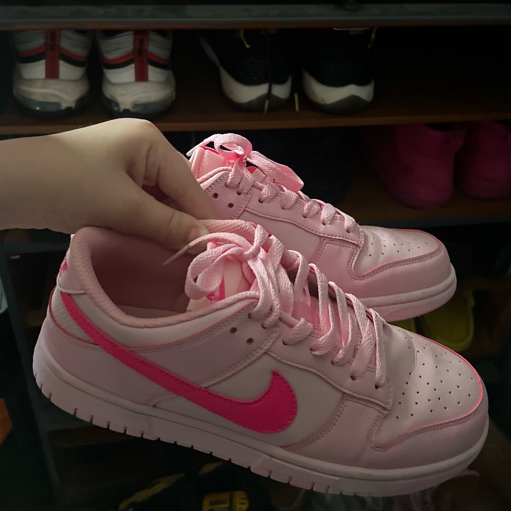 Women’s Triple Pink Nike Dunk
